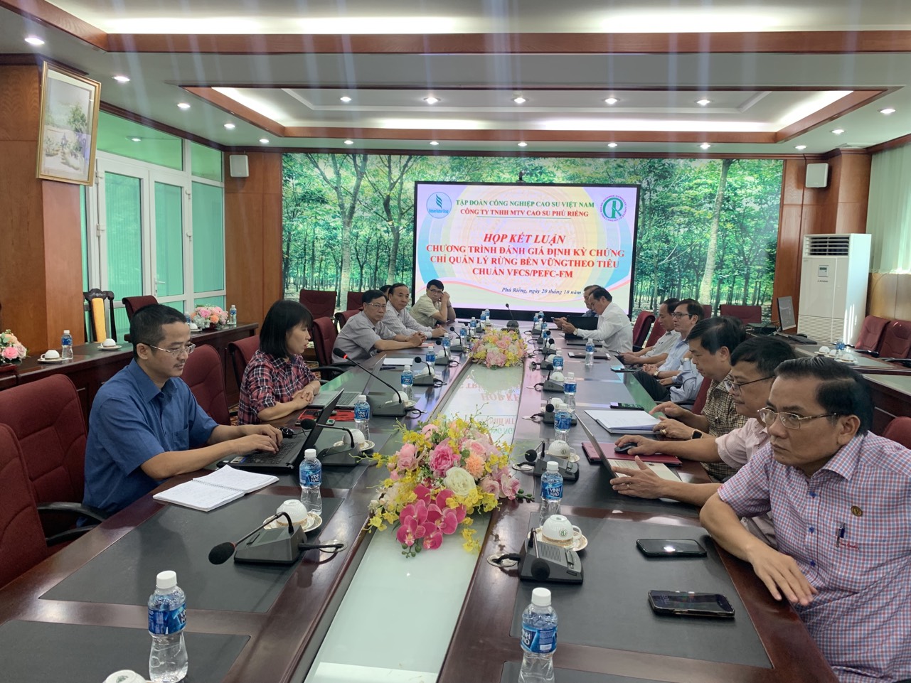Cấp chứng chỉ Chuỗi hành trình sản phẩm PEFC-CoC cho 2 nhà máy của Cao su Phú Riềng năm 2023